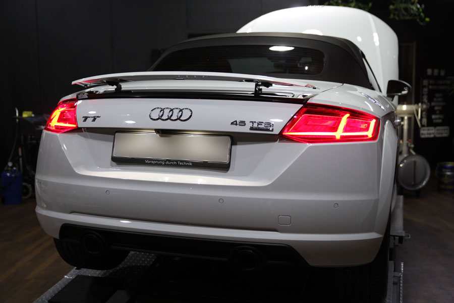 아우디 TT 45TFSI