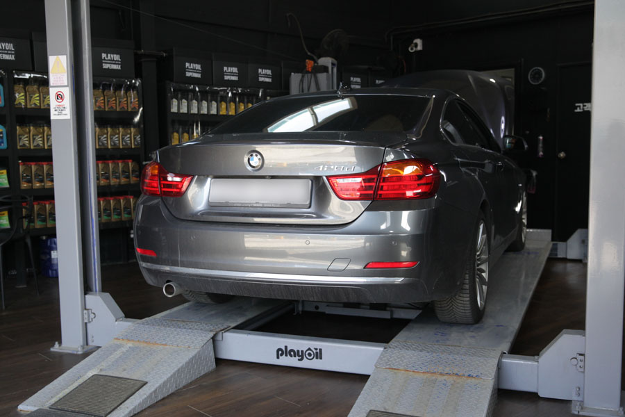 BMW F32 420D